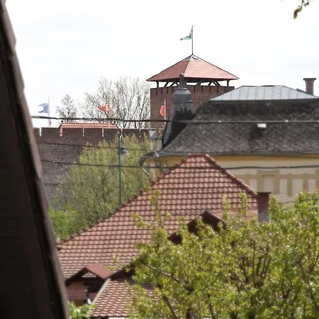 Orosz Apartmanhaz