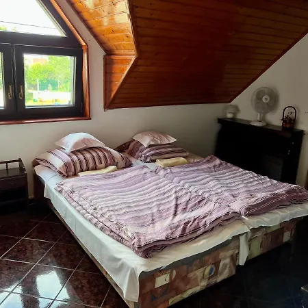 Orosz Apartmanhaz Apartment