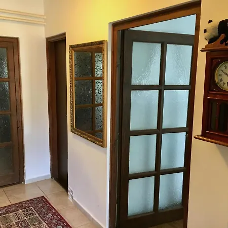 Orosz Apartmanhaz * Gyula