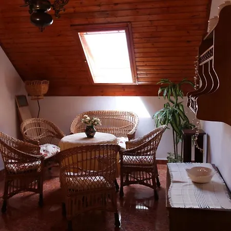 Orosz Apartmanhaz Apartment